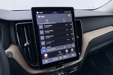 Volvo XC60 T8 Plug-in hybrid Plus Dark | Harman/Kardon | ACC | 360° Camera  | Keyless | Stoel+Stuurverwarming | 19 inch