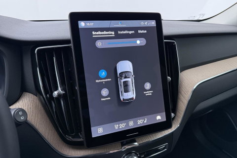 Volvo XC60 T8 Plug-in hybrid Plus Dark | Harman/Kardon | ACC | 360° Camera  | Keyless | Stoel+Stuurverwarming | 19 inch