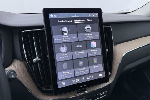 Volvo XC60 T8 Plug-in hybrid Plus Dark | Harman/Kardon | ACC | 360° Camera  | Keyless | Stoel+Stuurverwarming | 19 inch