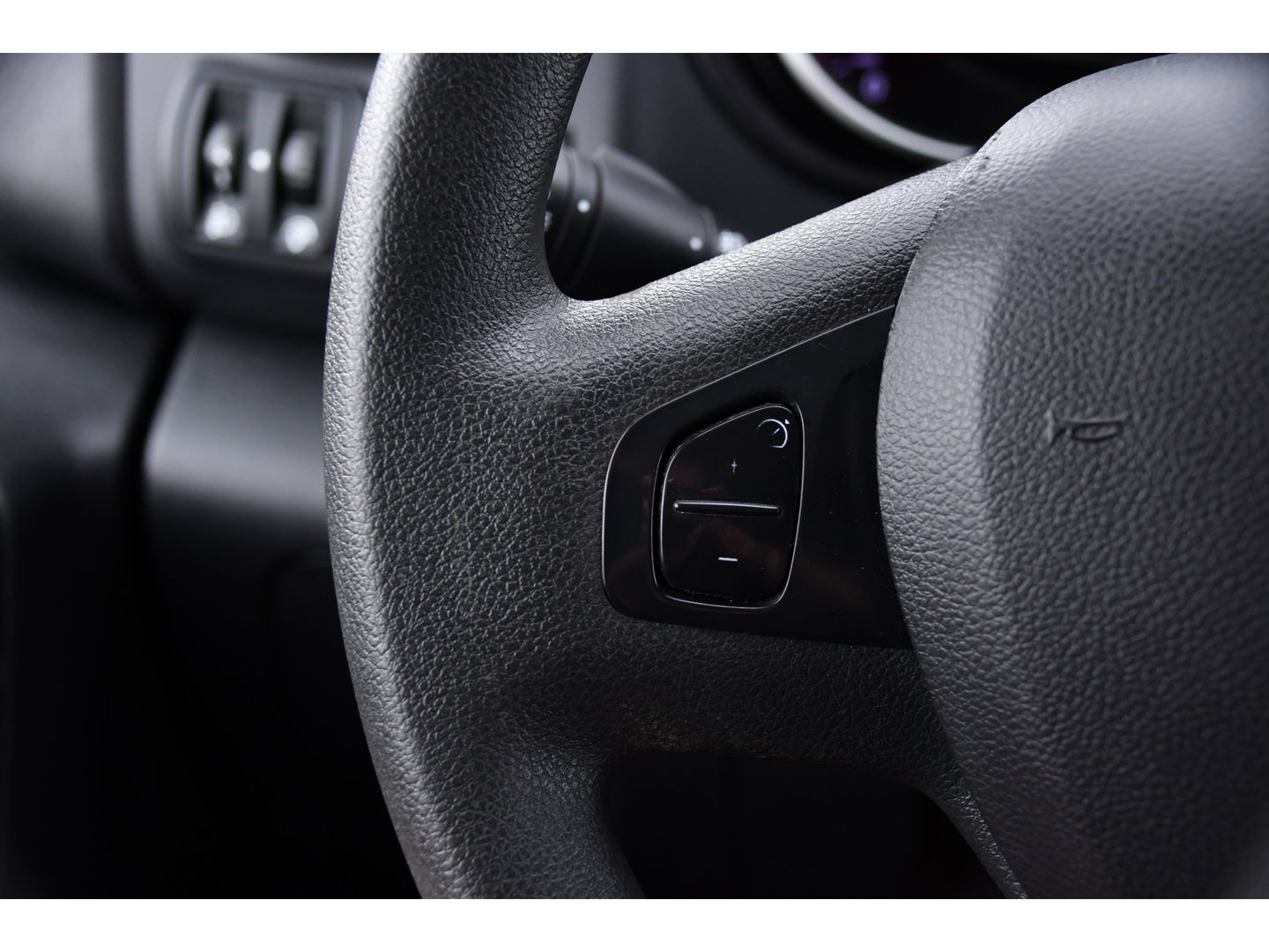 Renault Trafic 2.0 dCi 145 T29 L2H1 DC Edition Camera, Cruise, Automaat, 145pk, LED, Clima, Sensoren, Trekhaak, Multimedia, Uniek!