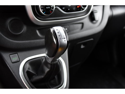 Renault Trafic 2.0 dCi 145 T29 L2H1 DC Edition Camera, Cruise, Automaat, 145pk, LED, Clima, Sensoren, Trekhaak, Multimedia, Uniek!