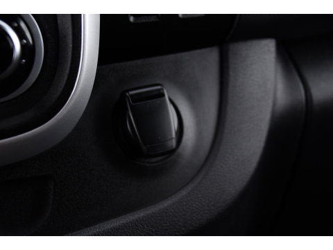 Renault Trafic 2.0 dCi 145 T29 L2H1 DC Edition Camera, Cruise, Automaat, 145pk, LED, Clima, Sensoren, Trekhaak, Multimedia, Uniek!