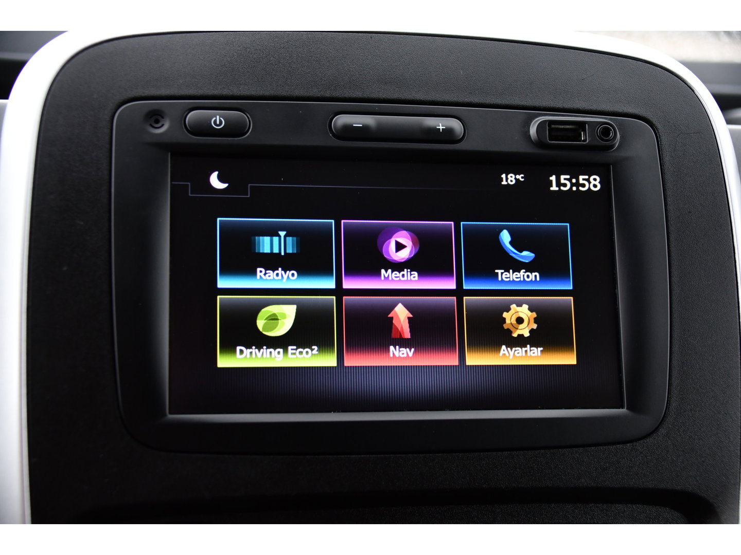 Renault Trafic 2.0 dCi 145 T29 L2H1 DC Edition Camera, Cruise, Automaat, 145pk, LED, Clima, Sensoren, Trekhaak, Multimedia, Uniek!
