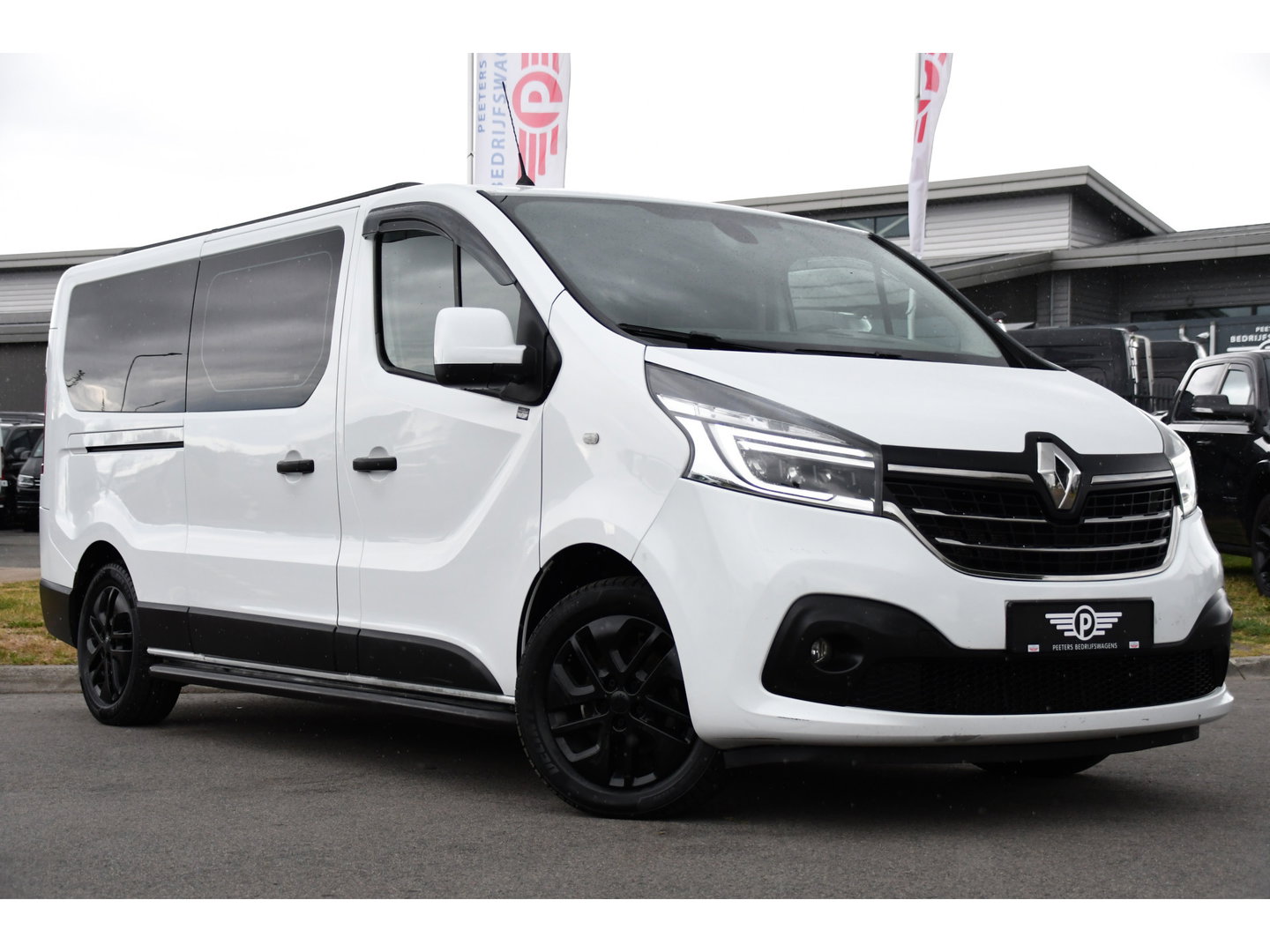 Renault Trafic 2.0 dCi 145 T29 L2H1 DC Edition Camera, Cruise, Automaat, 145pk, LED, Clima, Sensoren, Trekhaak, Multimedia, Uniek!