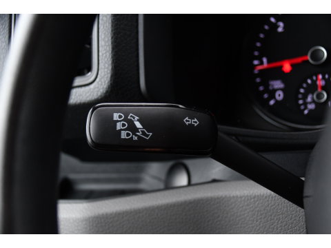 Volkswagen Crafter 35 2.0 TDI L3H3 Black Edition Camera, Carplay, LED, 177pk, Automaat, Standkachel, Geveerde stoel, Uniek!