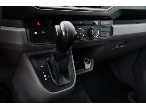 Volkswagen Crafter 35 2.0 TDI L3H3 Black Edition Camera, Carplay, LED, 177pk, Automaat, Standkachel, Geveerde stoel, Uniek!