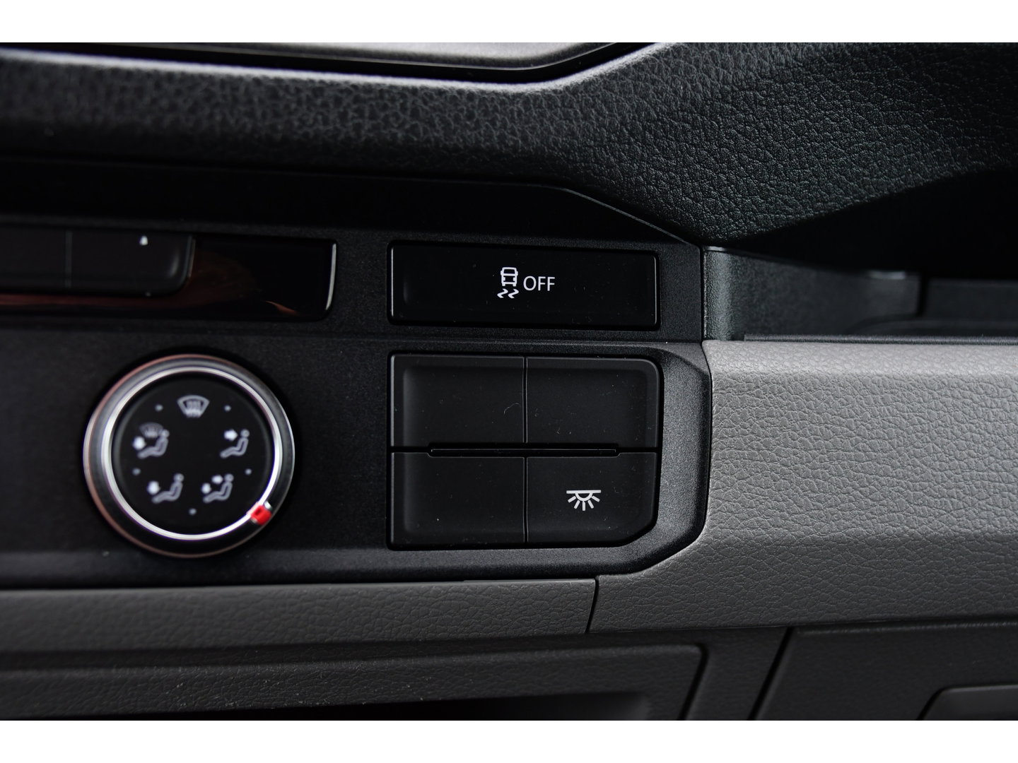 Volkswagen Crafter 35 2.0 TDI L3H3 Black Edition Camera, Carplay, LED, 177pk, Automaat, Standkachel, Geveerde stoel, Uniek!