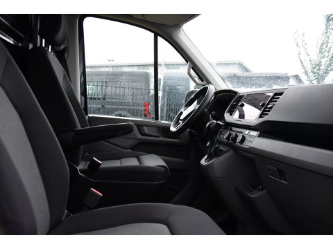 Volkswagen Crafter 35 2.0 TDI L3H3 Black Edition Camera, Carplay, LED, 177pk, Automaat, Standkachel, Geveerde stoel, Uniek!
