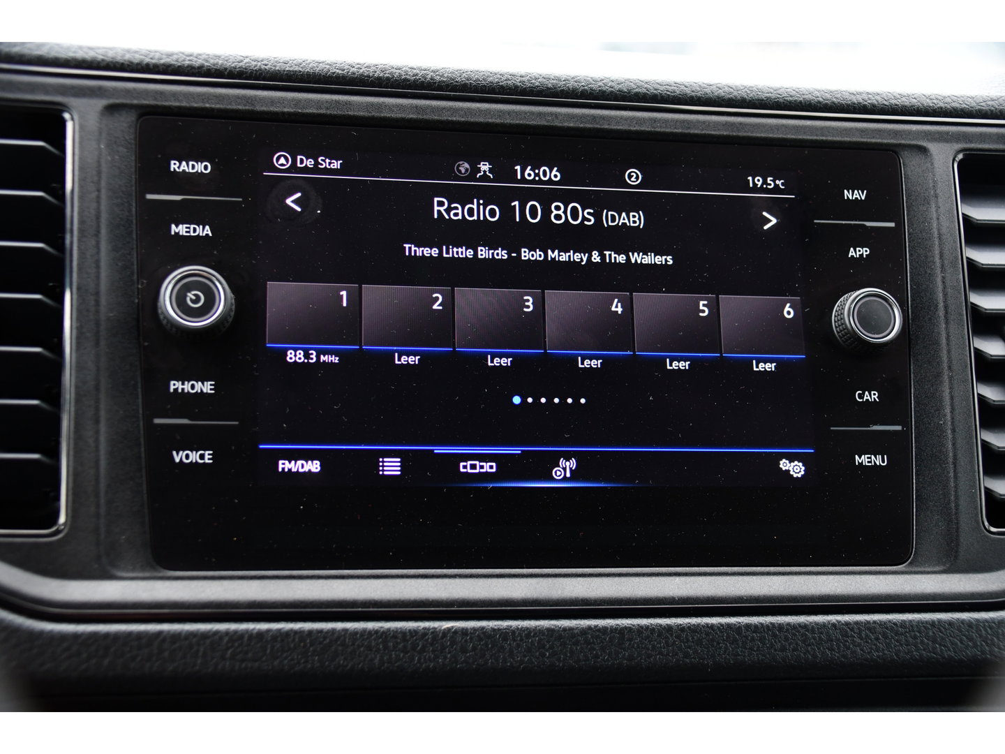 Volkswagen Crafter 35 2.0 TDI L3H3 Black Edition Camera, Carplay, LED, 177pk, Automaat, Standkachel, Geveerde stoel, Uniek!
