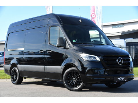 Mercedes-Benz Sprinter 315 1.9 CDI L2H2 Black Edition Camera, Cruise, Carplay, LED, 150pk, Automaat, Multimedia, Uniek!
