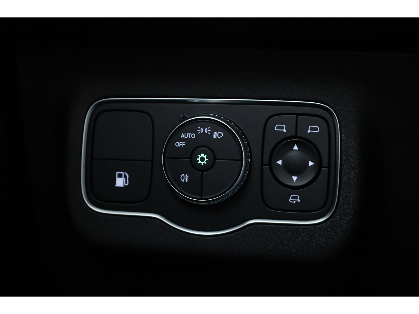 Omoda 9 1.5T-GDi SHS-P Premium 5p 538pk! | Pano | HUD | 360cam | Stoelventi. | Massage | Sony Audio | 1.500kg Trekgewicht | CarPlay