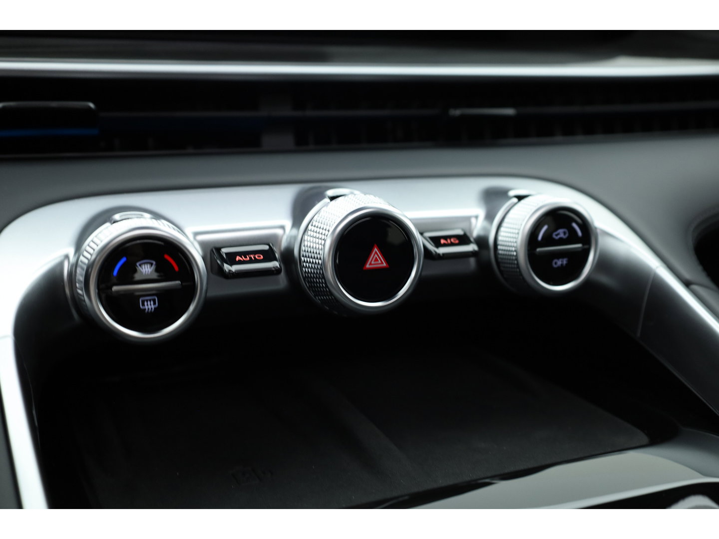 Omoda 9 1.5T-GDi SHS-P Premium 5p 538pk! | Pano | HUD | 360cam | Stoelventi. | Massage | Sony Audio | 1.500kg Trekgewicht | CarPlay