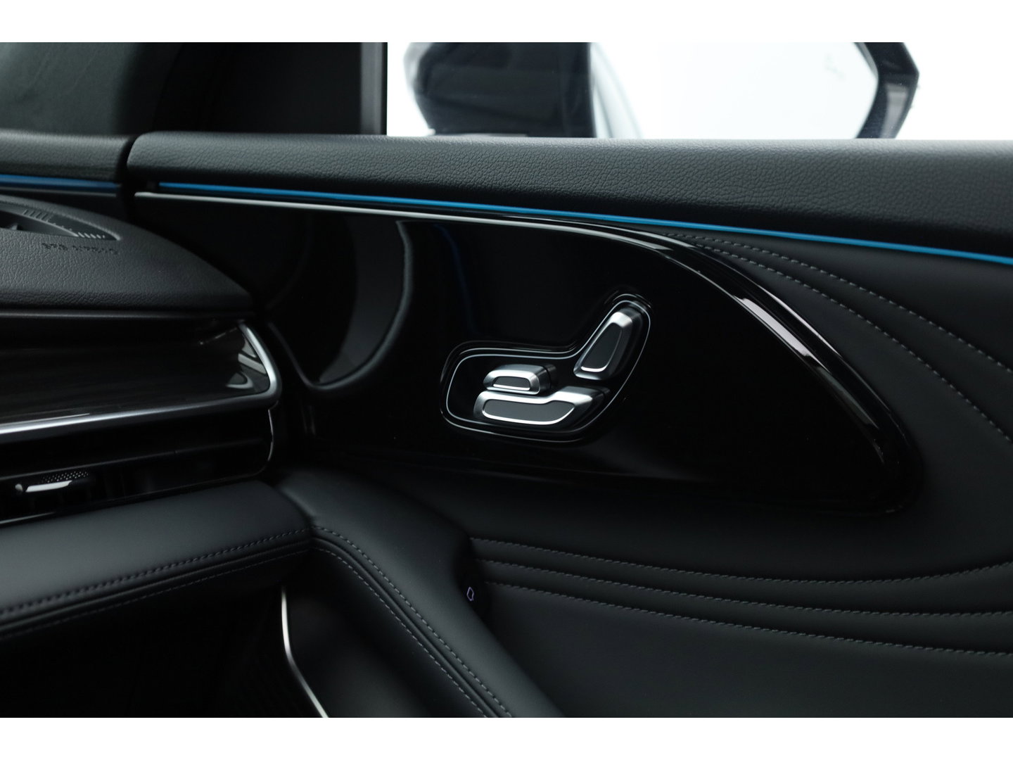 Omoda 9 1.5T-GDi SHS-P Premium 5p 538pk! | Pano | HUD | 360cam | Stoelventi. | Massage | Sony Audio | 1.500kg Trekgewicht | CarPlay