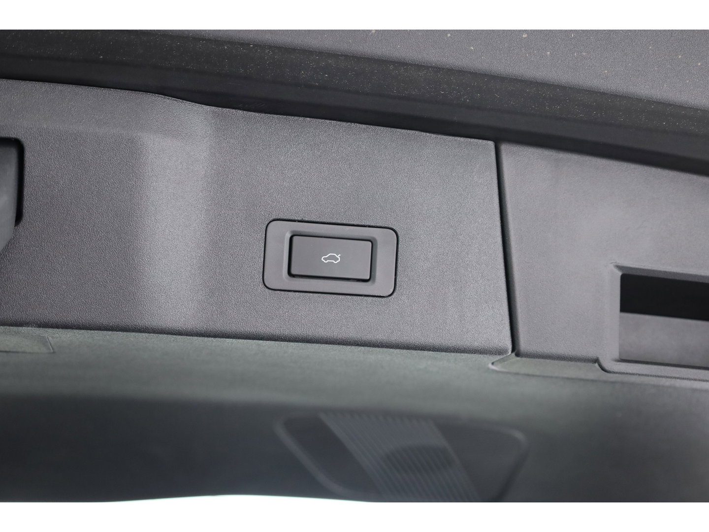 Omoda 9 1.5T-GDi SHS-P Premium 5p 538pk! | Pano | HUD | 360cam | Stoelventi. | Massage | Sony Audio | 1.500kg Trekgewicht | CarPlay