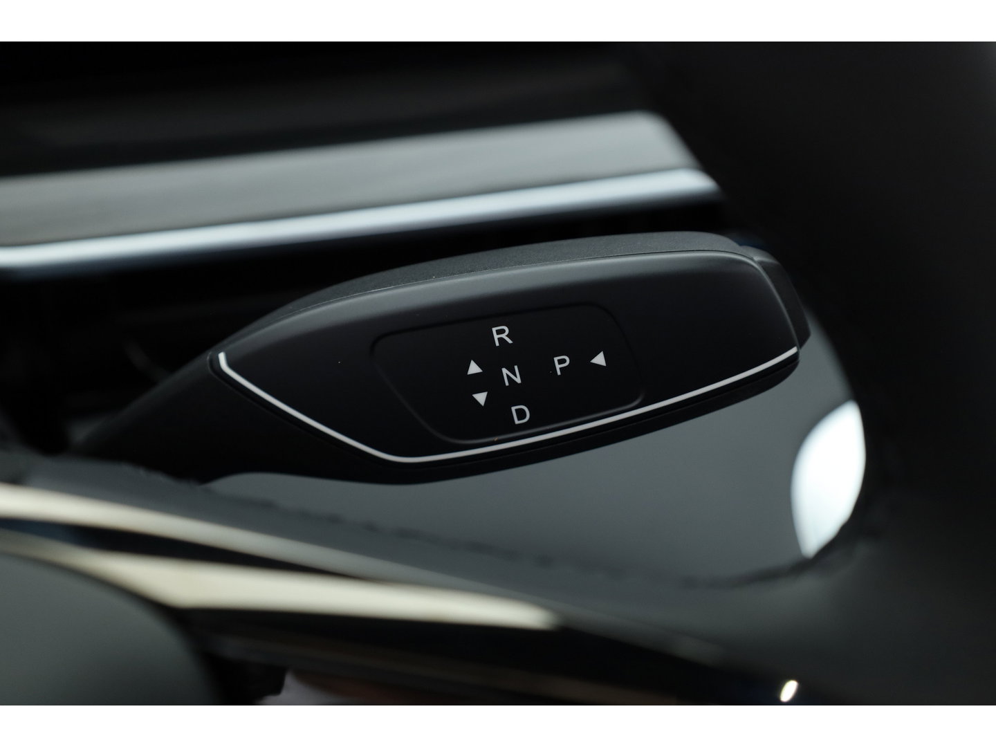 Omoda 9 1.5T-GDi SHS-P Premium 5p 538pk! | Pano | HUD | 360cam | Stoelventi. | Massage | Sony Audio | 1.500kg Trekgewicht | CarPlay
