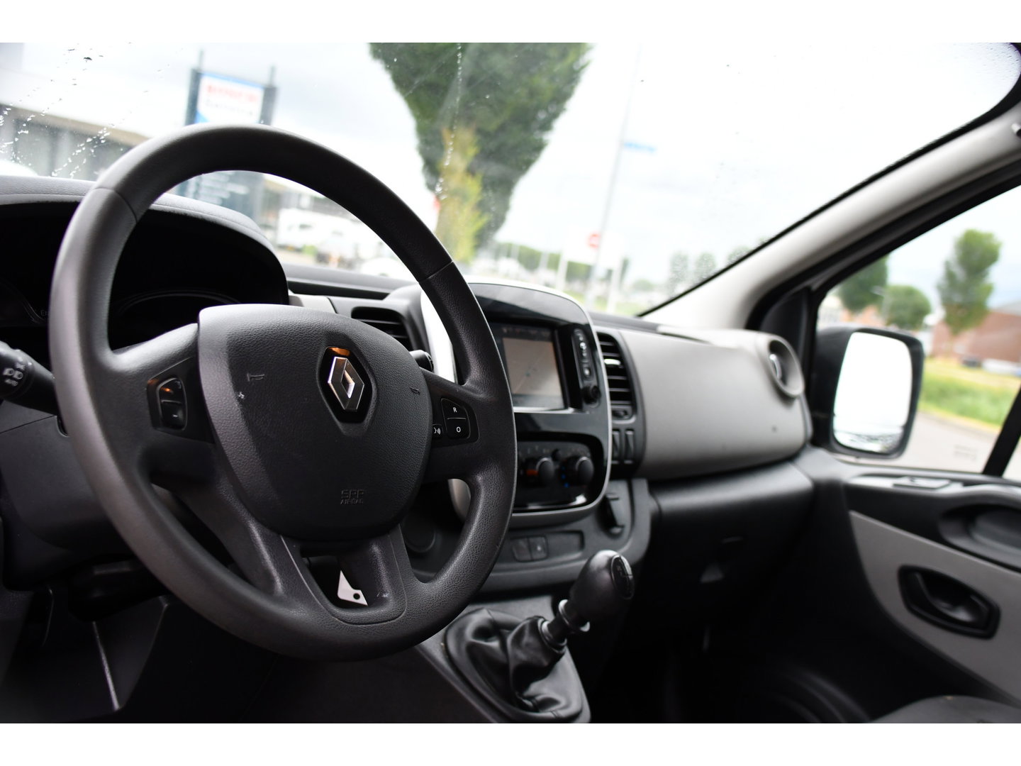 Renault Trafic 1.6 dCi T29 L1H1 Edition Cruise, Sensoren, Airco, NAVI, Multimedia, 125pk, Trekhaak, Uniek!