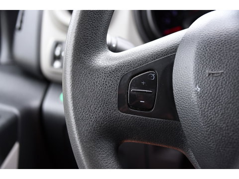 Renault Trafic 1.6 dCi T29 L1H1 Edition Cruise, Sensoren, Airco, NAVI, Multimedia, 125pk, Trekhaak, Uniek!