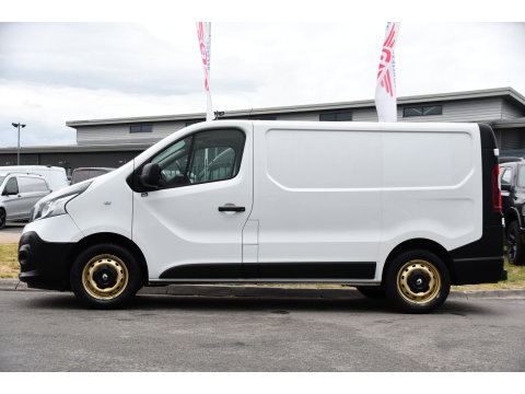 Renault Trafic 1.6 dCi T29 L1H1 Edition Cruise, Sensoren, Airco, NAVI, Multimedia, 125pk, Trekhaak, Uniek!
