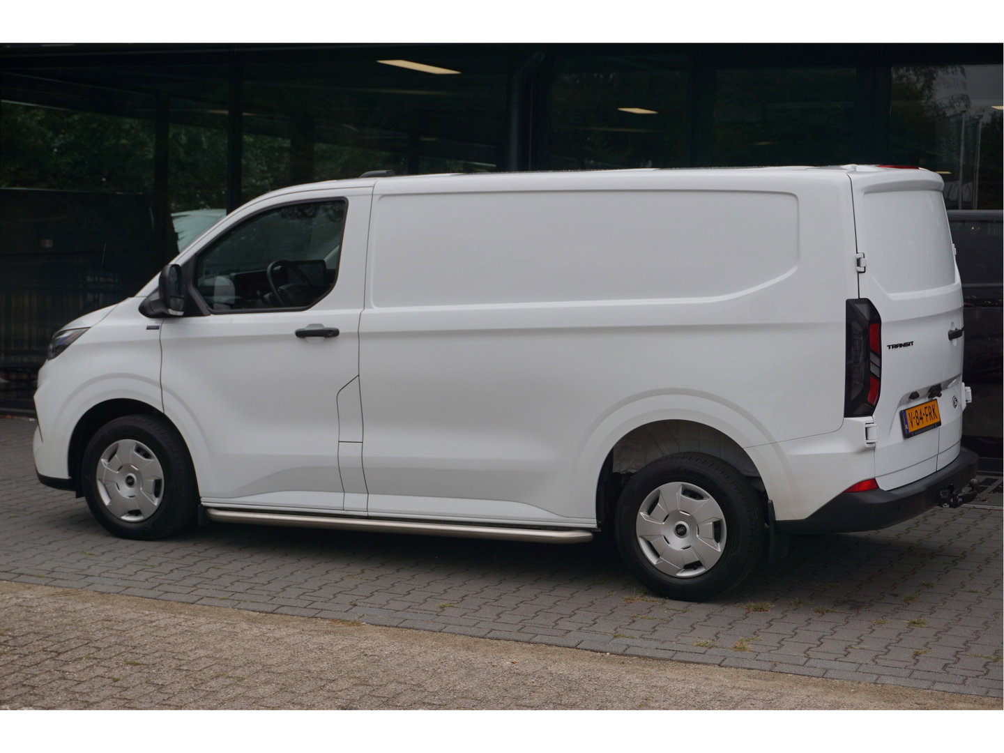 Ford Transit Custom 300S 130PK Trend Automaat BPM VRIJ Navi, Adap, Cruise, Trekhaak, 2740KG Trekgewicht!! NR. AR01*
