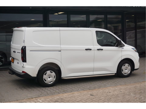Ford Transit Custom 300S 130PK Trend Automaat BPM VRIJ Navi, Adap, Cruise, Trekhaak, 2740KG Trekgewicht!! NR. AR01*