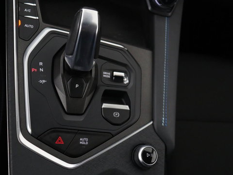 Lynk & Co 01 1.5 Plug In | SOH 92.1% | Panorama | Harman Kardon Plug In | SOH 92.1 % | Panoramadak | Infinity by Harman | 360 Camera | Adaptive cruise | Stoelverwarming | Carplay | Memory | Full LED | PHEV