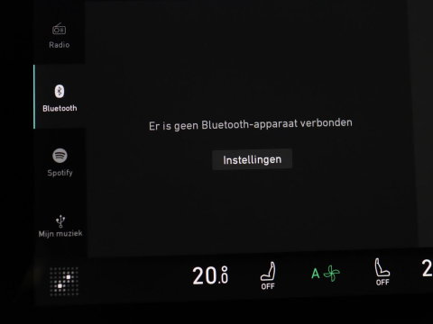 Lynk & Co 01 1.5 Plug In | SOH 92.1% | Panorama | Harman Kardon Plug In | SOH 92.1 % | Panoramadak | Infinity by Harman | 360 Camera | Adaptive cruise | Stoelverwarming | Carplay | Memory | Full LED | PHEV
