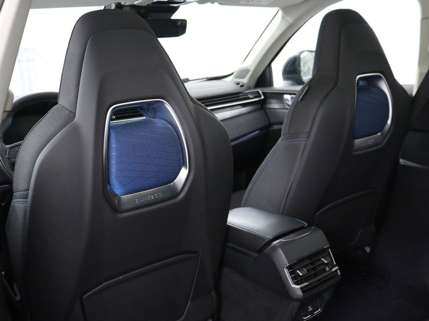 Lynk & Co 01 1.5 Plug In | SOH 92.1% | Panorama | Harman Kardon Plug In | SOH 92.1 % | Panoramadak | Infinity by Harman | 360 Camera | Adaptive cruise | Stoelverwarming | Carplay | Memory | Full LED | PHEV