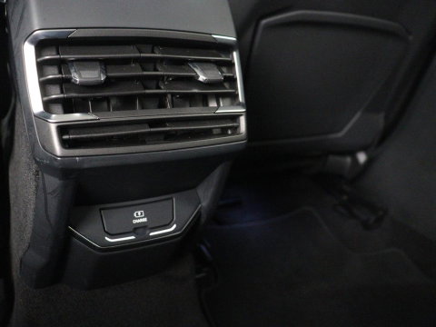 Lynk & Co 01 1.5 Plug In | SOH 92.1% | Panorama | Harman Kardon Plug In | SOH 92.1 % | Panoramadak | Infinity by Harman | 360 Camera | Adaptive cruise | Stoelverwarming | Carplay | Memory | Full LED | PHEV