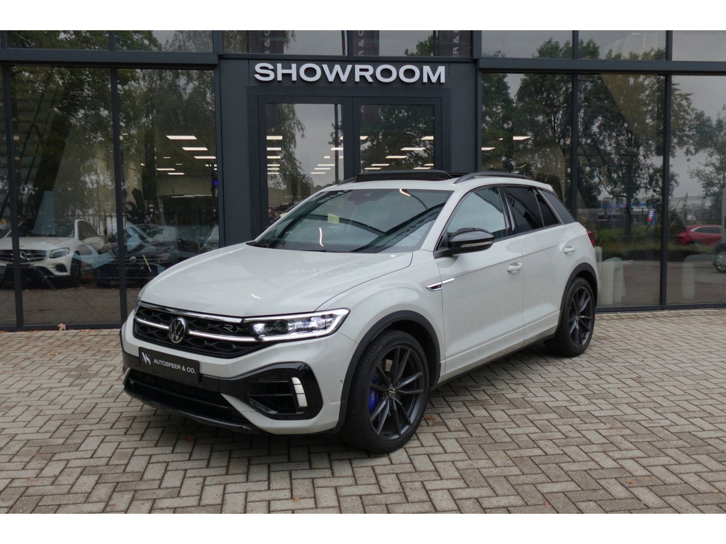 Volkswagen T-Roc 2.0 TSI 4Motion R PANO AKRA CAM VOL