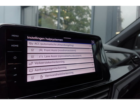 Volkswagen T-Roc 2.0 TSI 4Motion R PANO AKRA CAM VOL