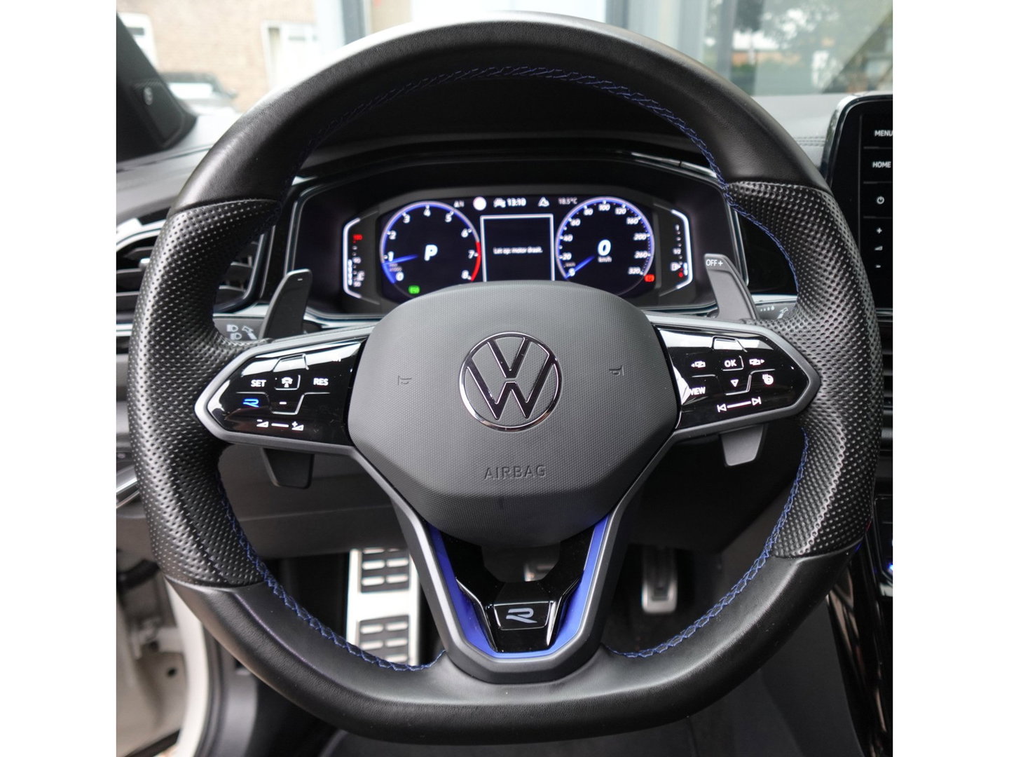Volkswagen T-Roc 2.0 TSI 4Motion R PANO AKRA CAM VOL