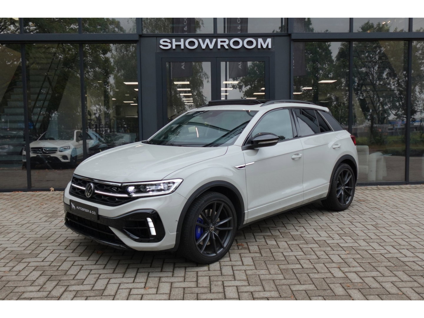 Volkswagen T-Roc 2.0 TSI 4Motion R PANO AKRA CAM VOL