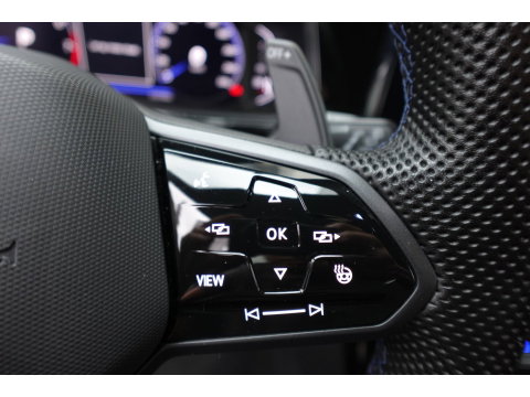 Volkswagen T-Roc 2.0 TSI 4Motion R PANO AKRA CAM VOL