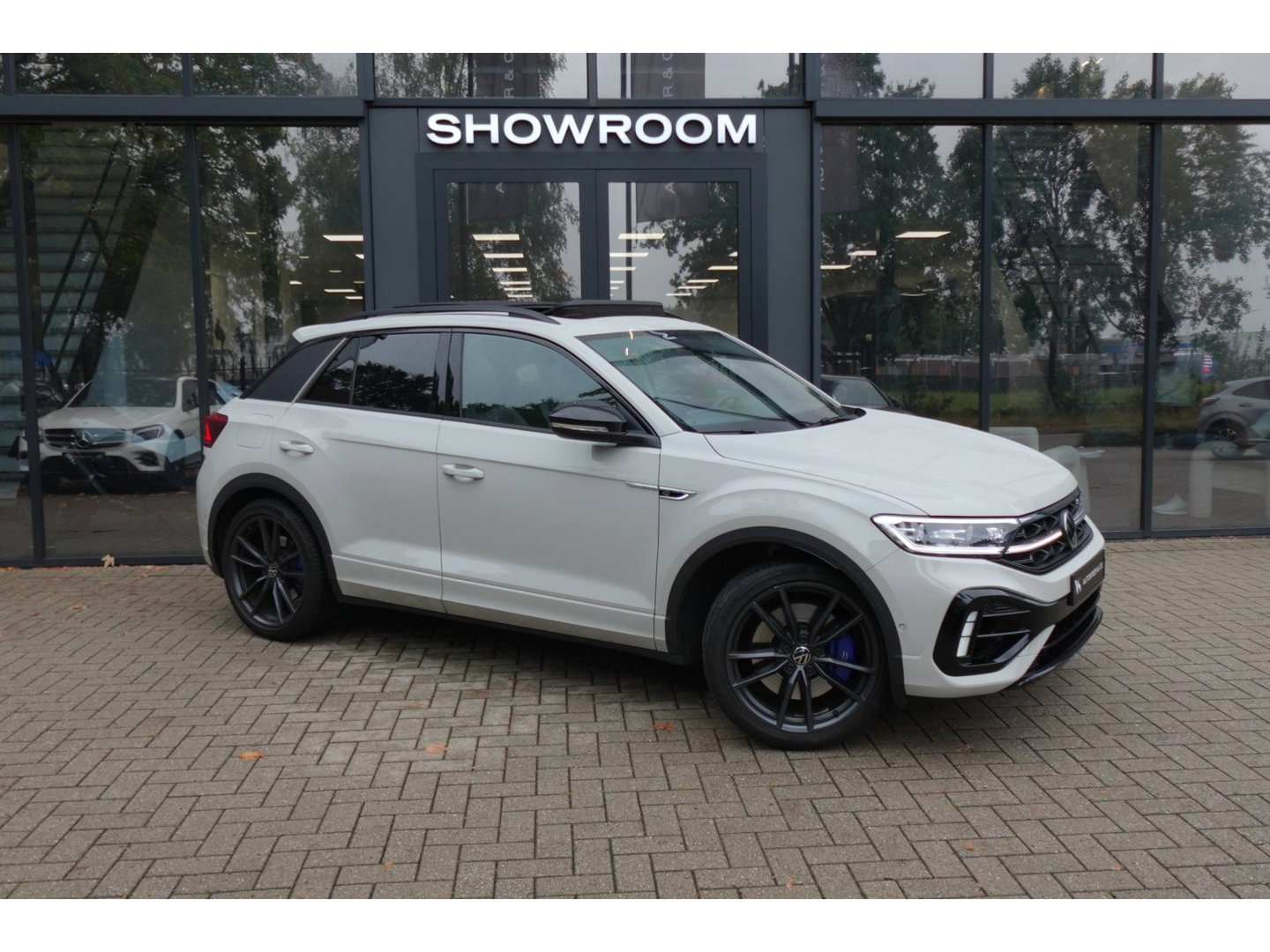 Volkswagen T-Roc 2.0 TSI 4Motion R PANO AKRA CAM VOL