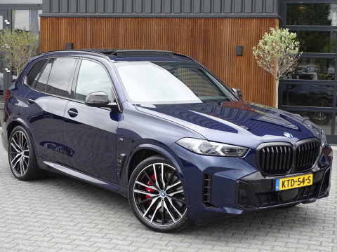 BMW X5 50e 490PK X-Drive M-Sport PRO / Individual / M-stoel / Carbon / Harman Kardon