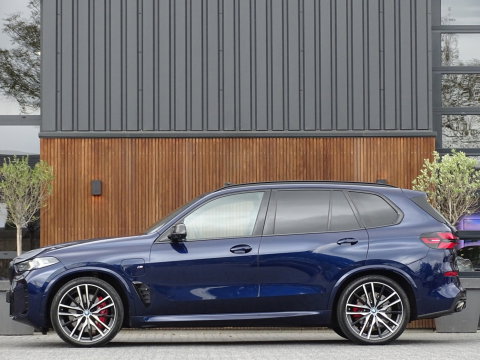 BMW X5 50e 490PK X-Drive M-Sport PRO / Individual / M-stoel / Carbon / Harman Kardon