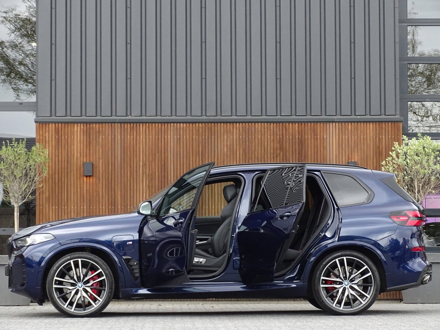 BMW X5 50e 490PK X-Drive M-Sport PRO / Individual / M-stoel / Carbon / Harman Kardon