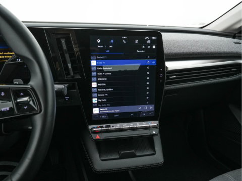 Renault Mégane E-Tech EV60 Optimum Charge Evolution [3-Fase-22kW] {SoH-91%} (INCL-BTW) Aut. *HEATPUMP | FULL-LED | CAMERA | LANE-ASSIST | KEYLESS | NAVI-FULLMAP | CARPLAY | COMFORTSEATS | DIGI-COCKPIT | ECC | PDC | 18"ALU*