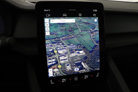 Polestar 2 Long Range Single Motor 78 kWh | Plus | Pilot | Panoramadak | Harman/Kardon | 360° Camera | Warmtepomp | BLIS | Stoel+Stuurverwarming | 20 Inch