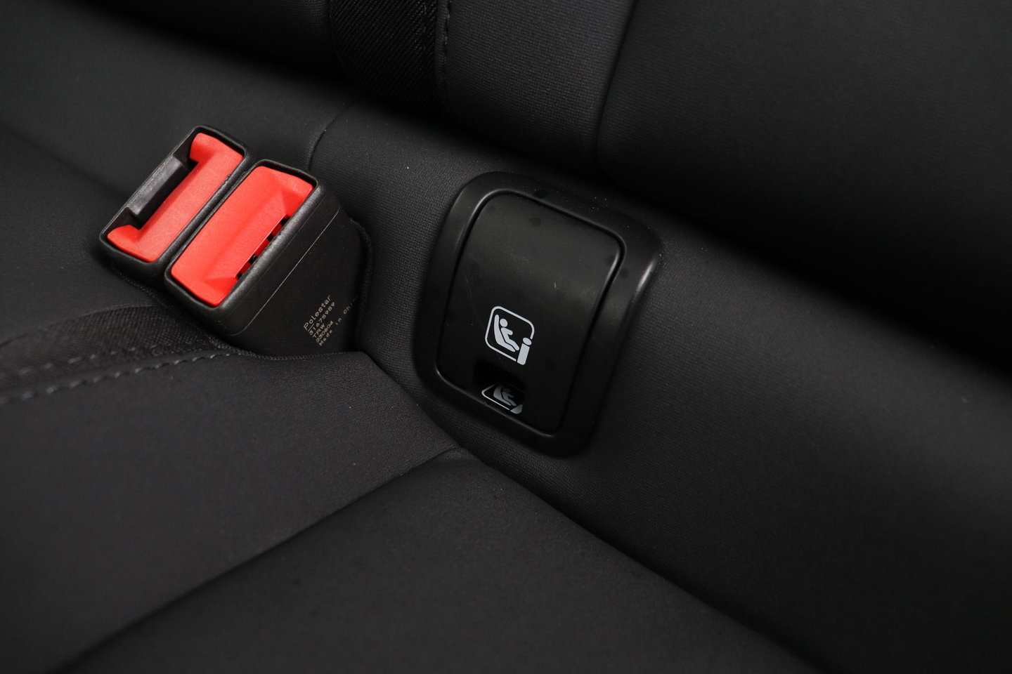 Polestar 2 Long Range Single Motor 78 kWh | Plus | Pilot | Panoramadak | Harman/Kardon | 360° Camera | Warmtepomp | BLIS | Stoel+Stuurverwarming | 20 Inch