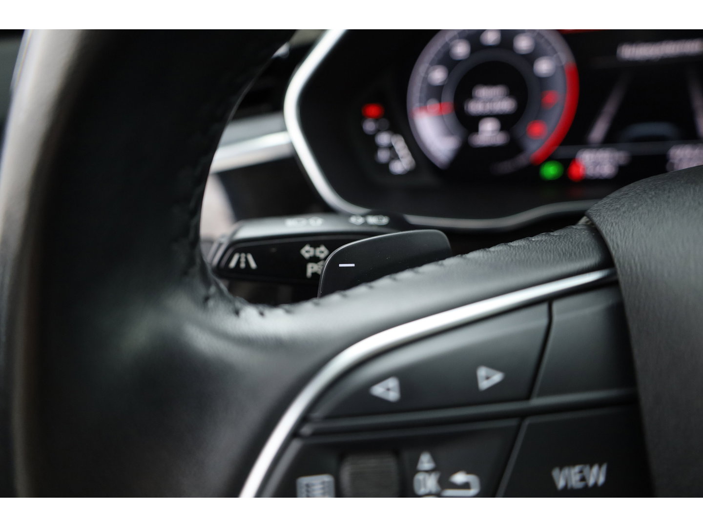 Audi Q3 35 TFSI S Line | Rijklaar! |  Dig. Cockpit | Trekhaak | Cruise Contr. | 360cam | Stoelverw.