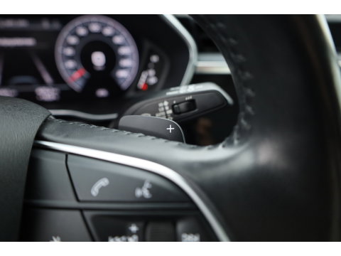 Audi Q3 35 TFSI S Line | Rijklaar! |  Dig. Cockpit | Trekhaak | Cruise Contr. | 360cam | Stoelverw.