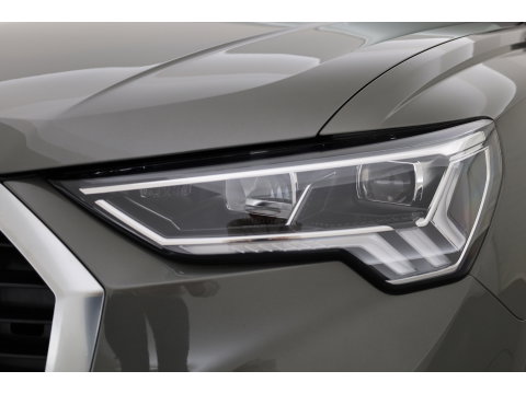 Audi Q3 35 TFSI S Line | Rijklaar! |  Dig. Cockpit | Trekhaak | Cruise Contr. | 360cam | Stoelverw.