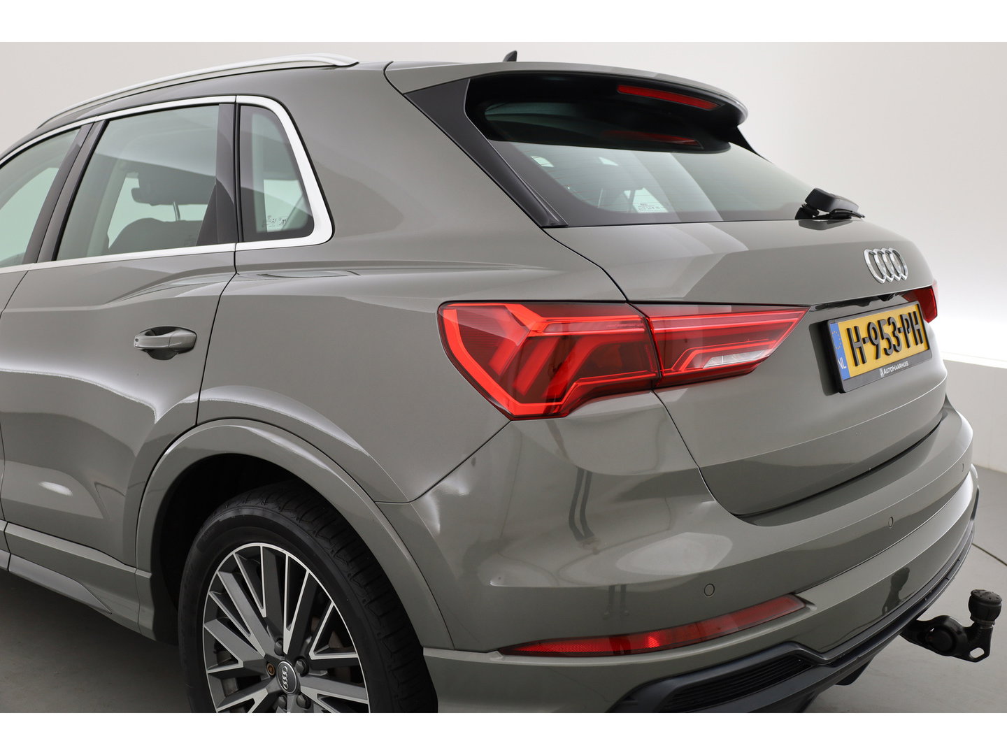 Audi Q3 35 TFSI S Line | Rijklaar! |  Dig. Cockpit | Trekhaak | Cruise Contr. | 360cam | Stoelverw.