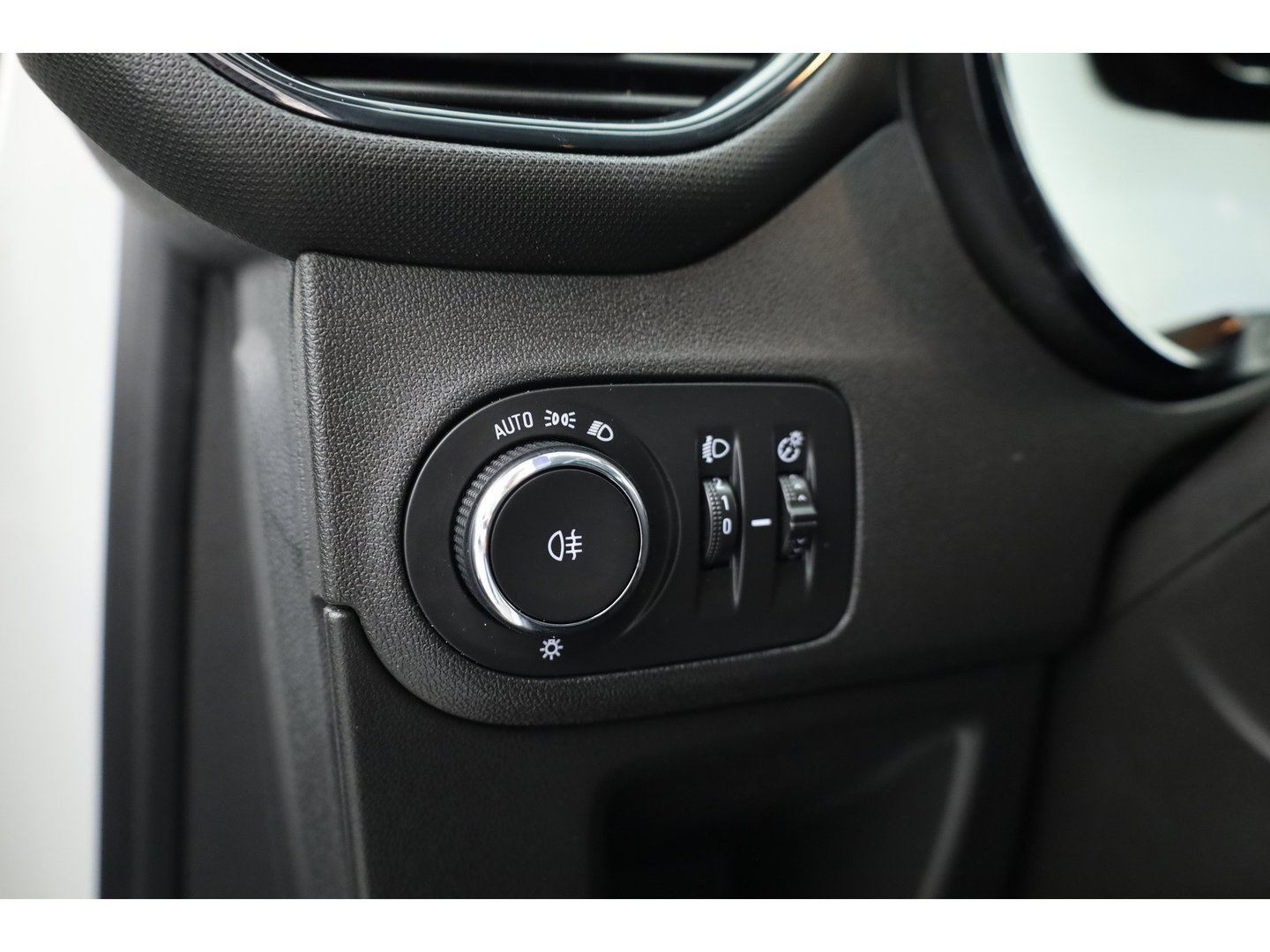 Opel Crossland X 1.2 Turbo Edition 2020 | Rijklaar! | Cruise Contr. | Navi | Stoel- stuurverw. | Apple CarPlay & Android Auto | 17''