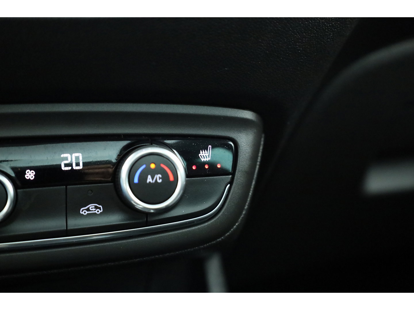 Opel Crossland X 1.2 Turbo Ultimate | Rijklaar! | Pano | Cruise Contr. | Camera | Leder | Stoel- stuurverw. | Apple CarPlay & Android Auto