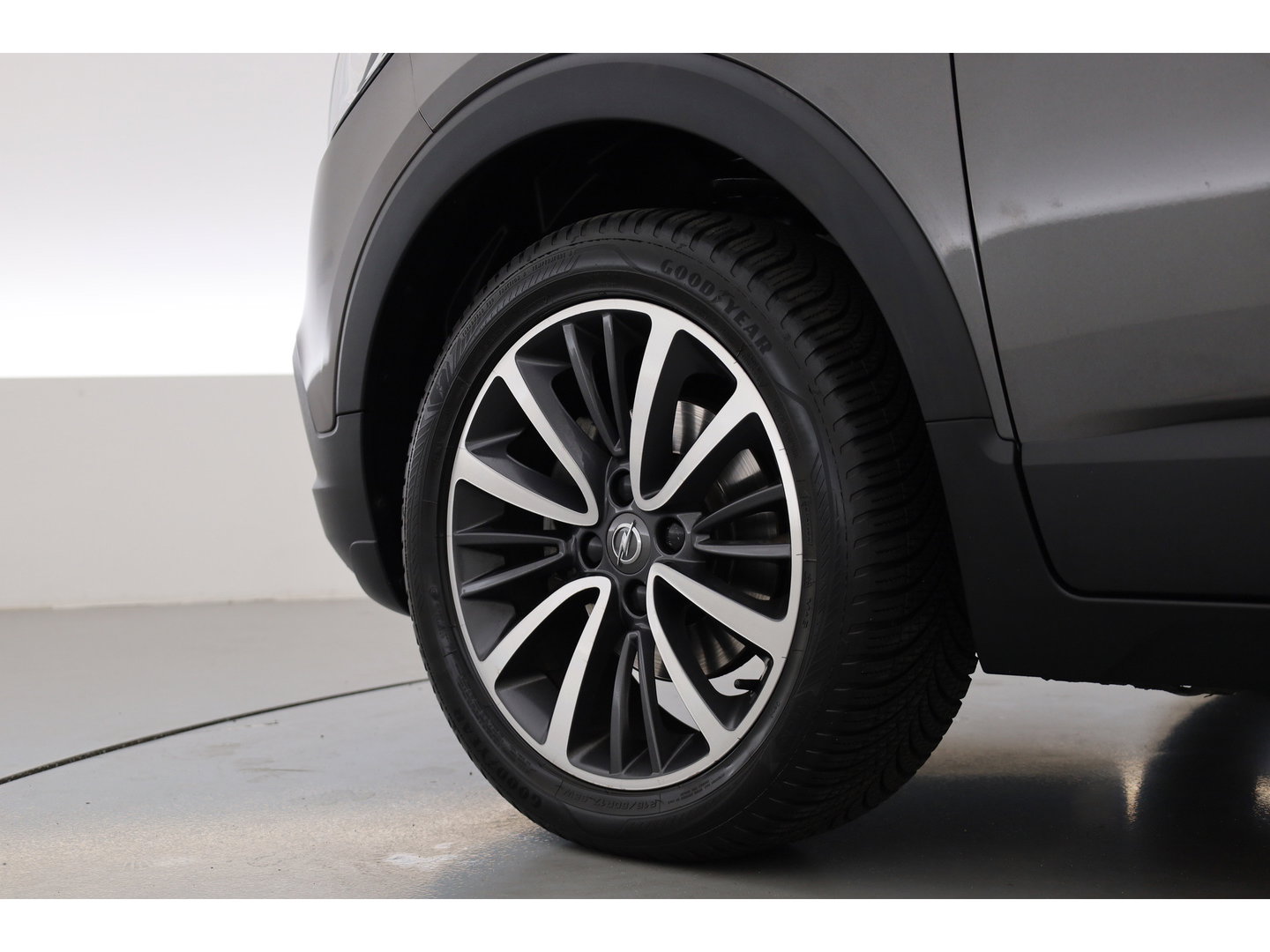Opel Crossland X 1.2 Turbo Ultimate | Rijklaar! | Pano | Cruise Contr. | Camera | Leder | Stoel- stuurverw. | Apple CarPlay & Android Auto