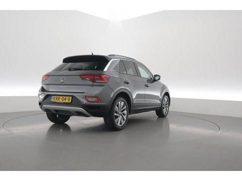 Volkswagen T-Roc 1.5 TSI Goal DSG | Afn. Trekhaak | Camera | Digi. Cockpit | Adapt. Cruise | Dodehoek. | NAV + CarPlay