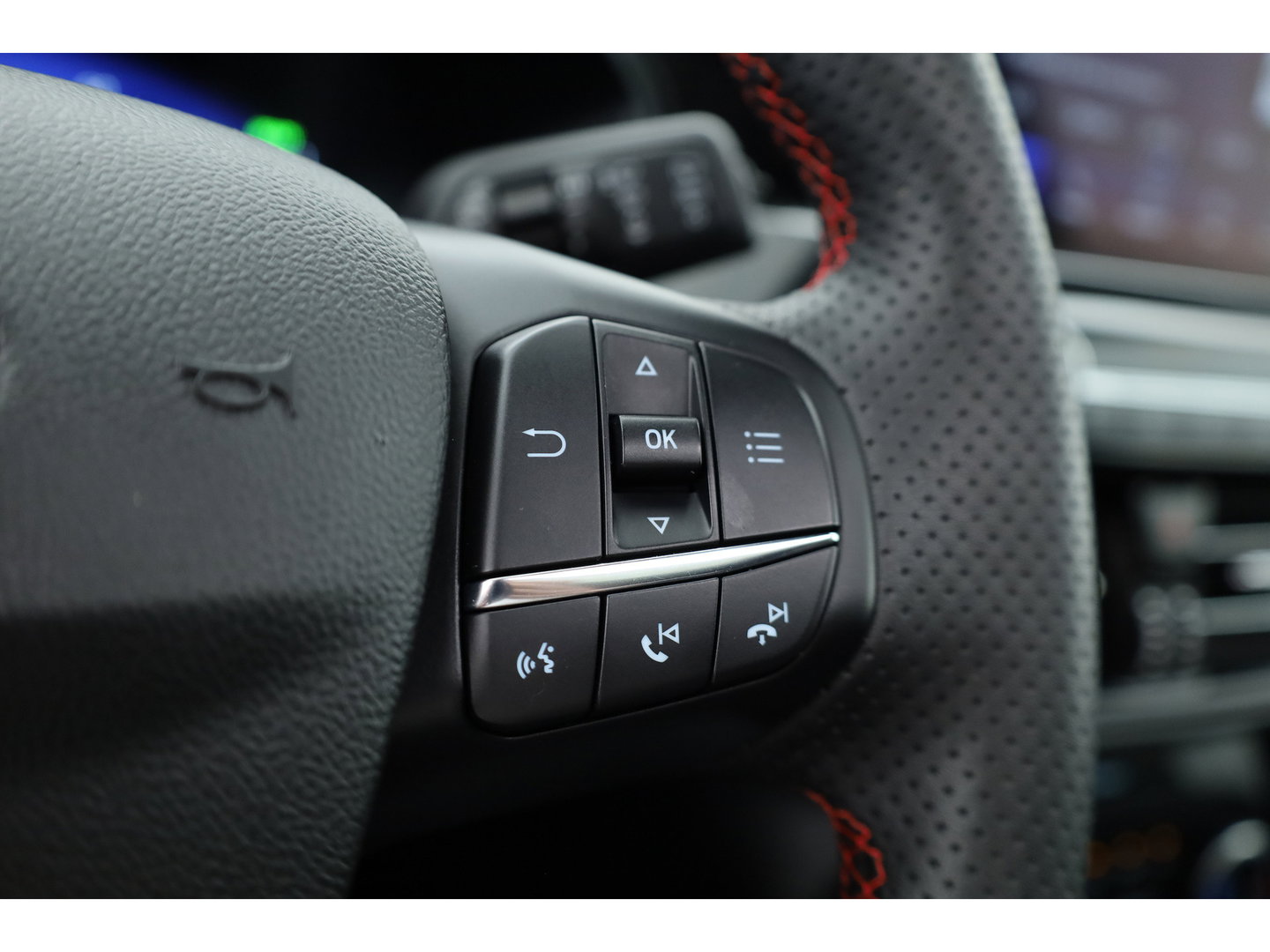 Ford Kuga 2.5 PHEV ST-Line X | Keyless | CarPlay | Camera | Panoramadak | Stoelverw. | Trekhaak | PDC V+A | DAB |