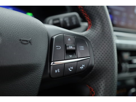 Ford Kuga 2.5 PHEV ST-Line X | Keyless | CarPlay | Camera | Panoramadak | Stoelverw. | Trekhaak | PDC V+A | DAB |